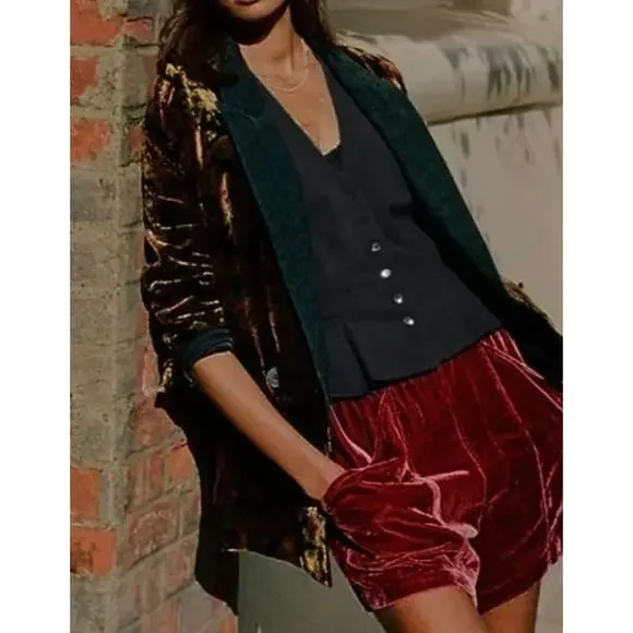 Free People At First Sight Velvet Paperbag Shorts High Rise Red Wine Burgundy XS - Picture 1 of 12